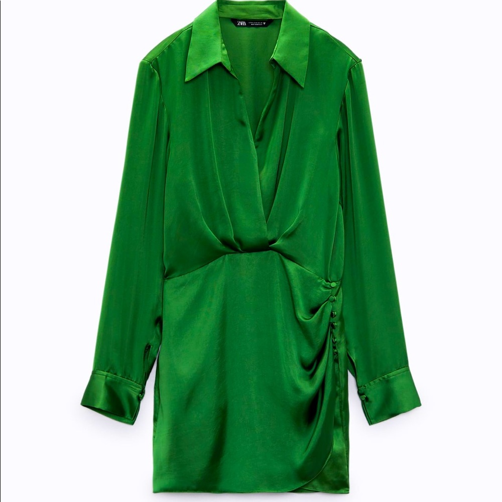 Zara vestido satinado cruzado verde medio